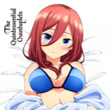 Miku Nakano - Dakimakura