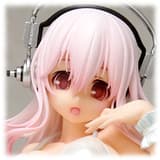 Super Sonico Beach Queen