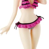 Eri / Eli Ayase im rosafarbenen Strandoutfit