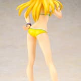 Kirino Kousaka mit zwei Outfits