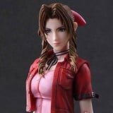 Aerith / Aeris Gainsborough - Crisis Core - Play Arts Kai 
