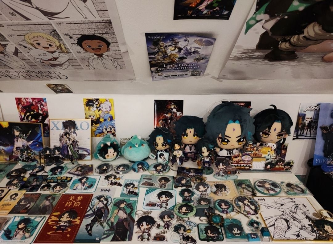 (Und das ist nicht mal das ganze Merch was ich von ihm habe ^^')