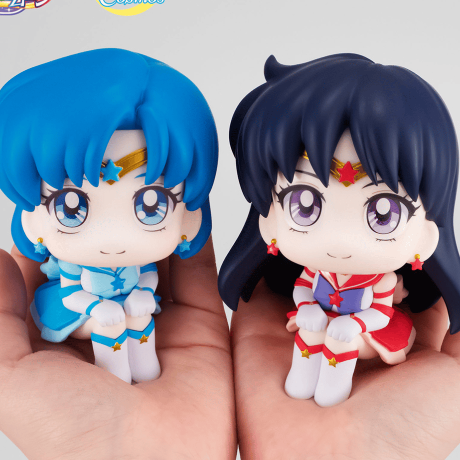 Eternal Sailor Mars & Eternal Sailor Merkur - Cosmos Edition - Sailor Moon Look Up - Megahouse