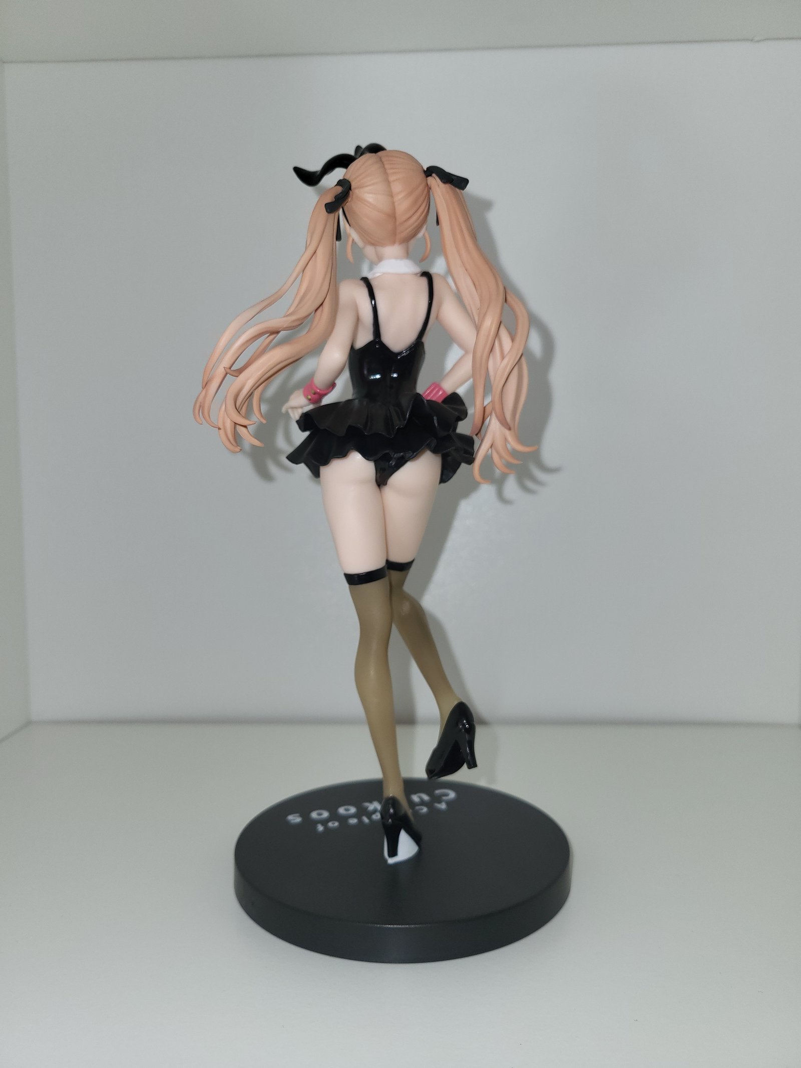 Erika Amano Backsite - A Couple of Cuckoos