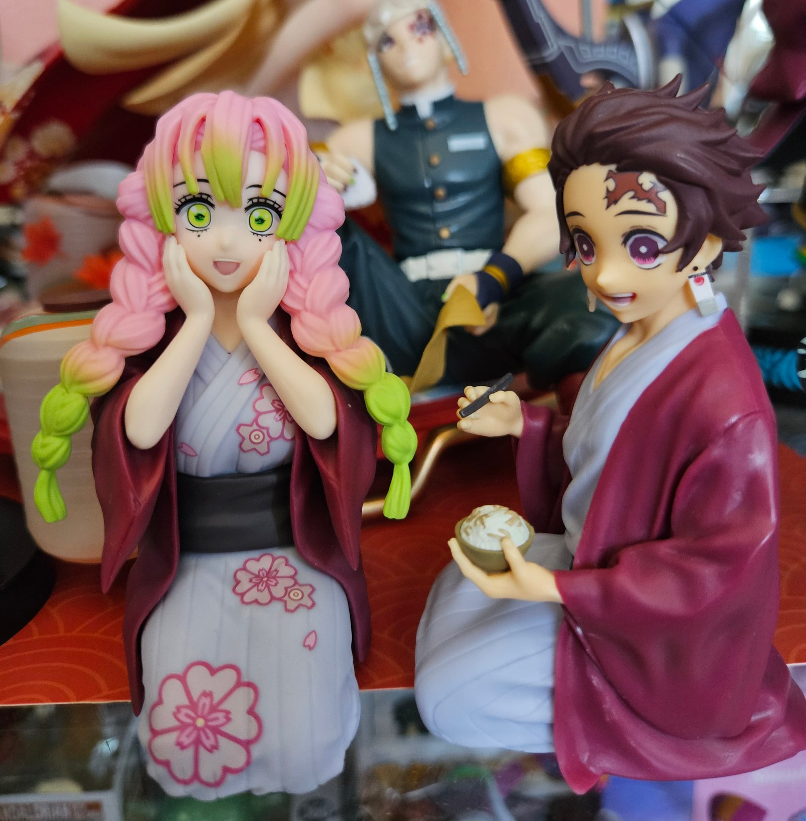 Mitsuri & Tanjiro eating ♡