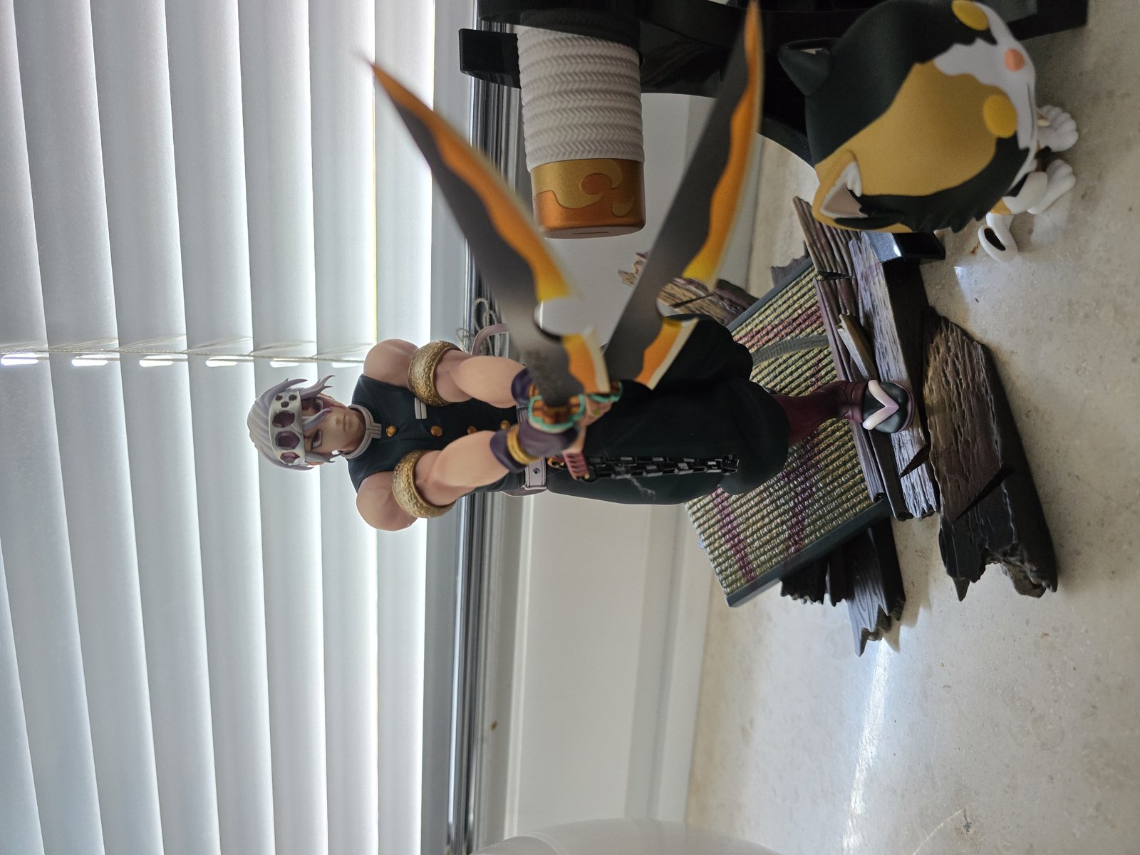 Demon Salyer Sammlungen 