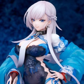 Belfast – Iridescent Rosa (Alter) | Azur Lane Figur