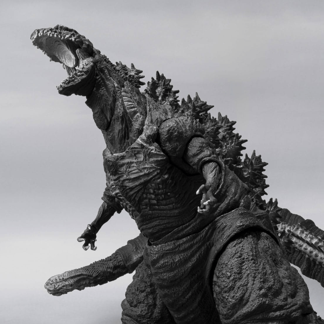 Godzilla / Gojira - The Fourth, Orthochromatic Version - S.H. Monster Arts - Bandai Spirits