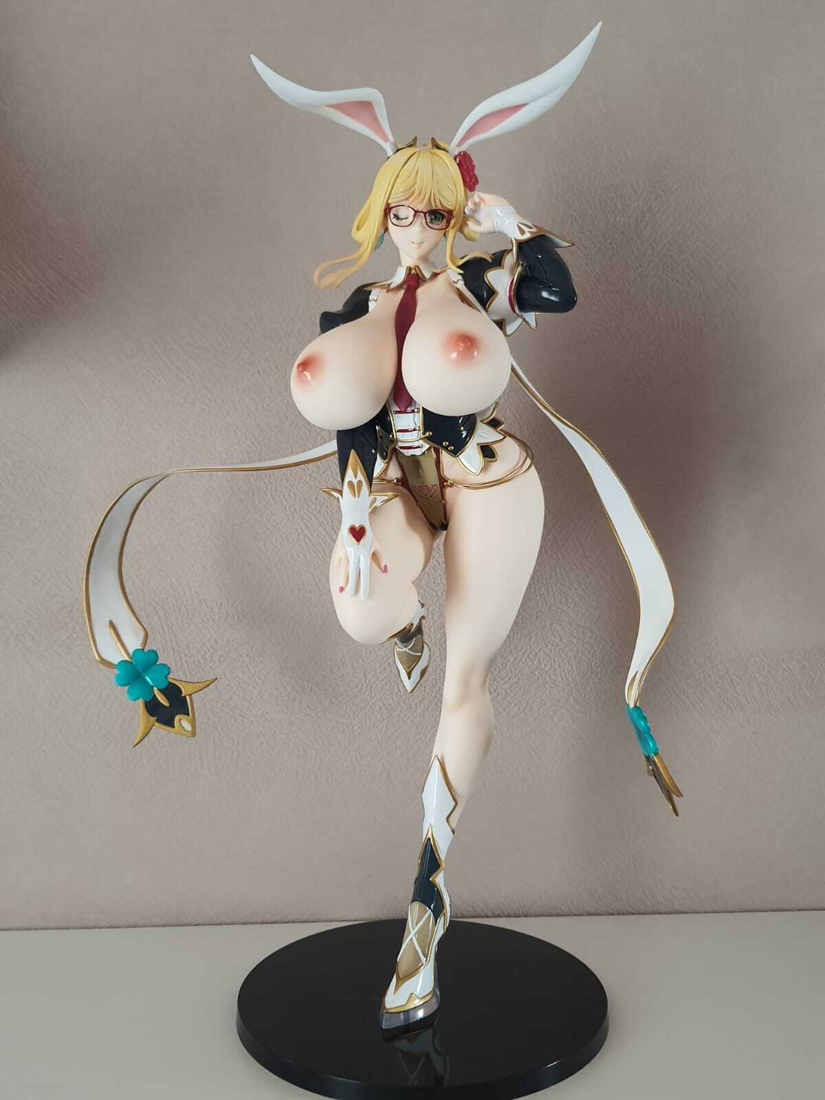 Shizuru Kousaka - Bunny - Topless · Shizuru Kousaka - Bunny - Character's Selection - BINDing / Native
