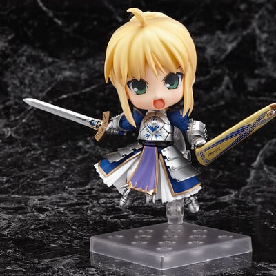 Nendoroid 121 Saber: Super Movable Edition