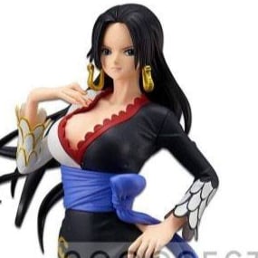 Boa Hancock - (A) Schwarz - One Piece Stampede Glitter & Glamours - Banpresto