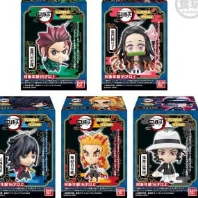 Zufällige Auswahl - Kimetsu no Yaiba - Demon Slayer - CandyToy - Bandai