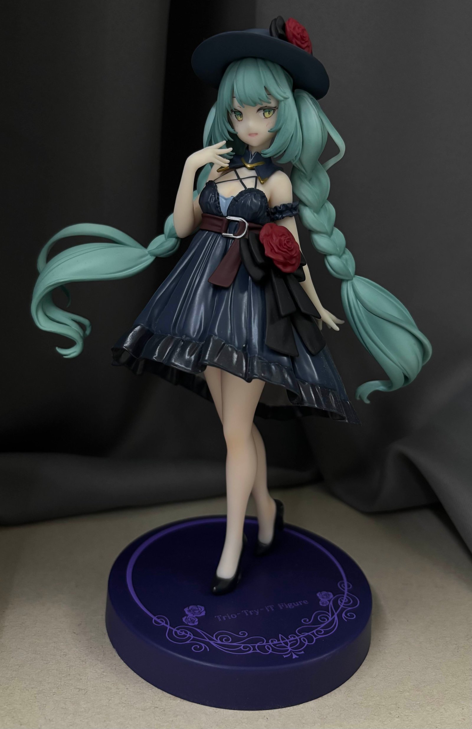 Outing Dress Miku ♥