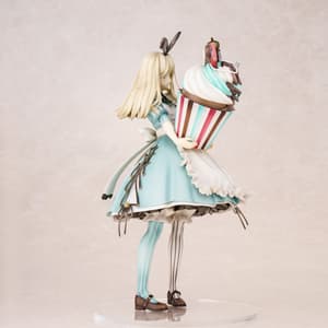 Alice in Wonderland (Akakura) - Union Creative International (9)