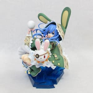 Yoshino mit ihrem Häschen - 5