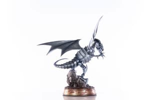 Blauäugiger Weißer Drache - Silberne Edition - First 4 Figures Yu-Gi-Oh! PVC Figur - 22