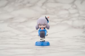 Bronya Zaychik - Happy Shake - Apex (1)