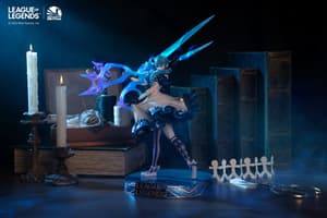 Gwen - The Hallowed Seamstress -  Infinity Studio (15)