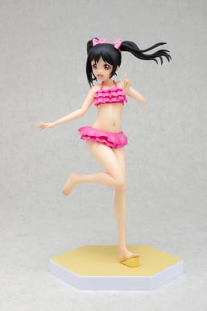 Niko Yazawa - Beach Queens - 1