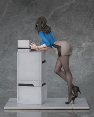 Iris Inoue (Alios Arvin) - Figurine Vibrastar - 26cm - 26