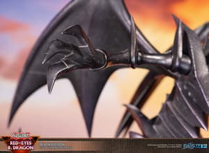 Rotäugiger schwarzer Drache - Schwarze Edition - First 4 Figures Yu-Gi-Oh! PVC Figur (30)