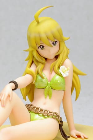 Miki Hoshii - Beach Queens - 2