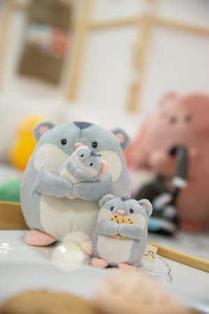 Hamster Shai - mymochi - Plüsch (mit Keks) (16cm)  (1)