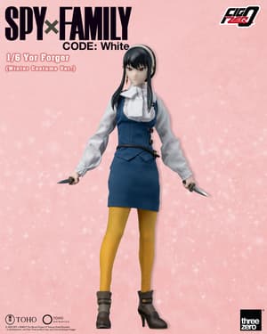 Yor Forger - Winter Costume - FigZero - Threezero (6)