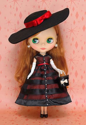 Blythe Brenda's Extra Ordinary Day(re-order) - 2