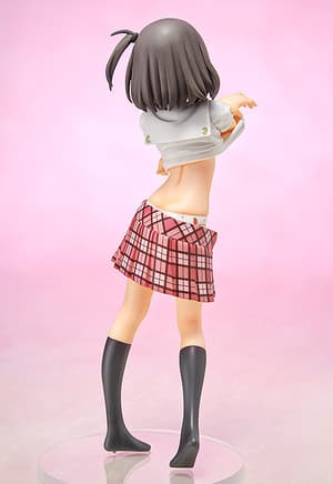 Tsukiko Tsutsukakushi beim Umziehen - 3