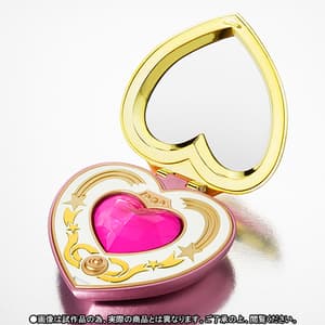Cosmic Heart Compact – Exclusive 1/1 Proplica (Sailor Moon Official Replica) - 1