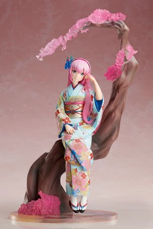 Luka Megurine - Hanairogoromo - Stronger Exclusive Figur - 1