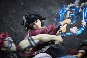Tanjiro Kamado & Giyu Tomioka vs Akaza - Aniplex - 10