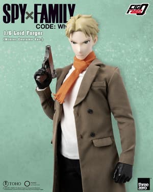 Loid Forger - Winter Costume - FigZero - Threezero (8)