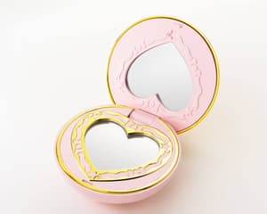 Chibiusas Verwandlungsbrosche - Prism Heart Compact - Proplica - 8
