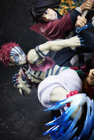 Tanjiro Kamado & Giyu Tomioka vs Akaza - Aniplex - 4