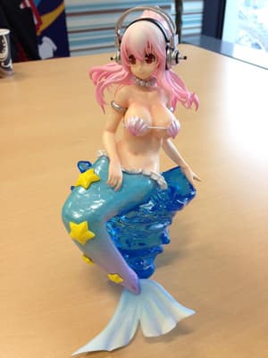 Super Sonico - Eine Kleine Meerjungfrau - 1