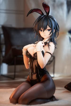 Ishimi Yokoyama - Black Bunny - Luminous Box (9)