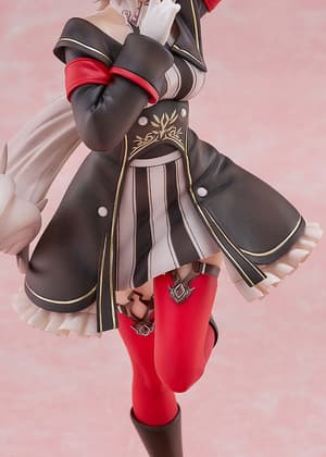 Curren Chan Signature Racewear Ver. 1/7 Scale Figure - 11