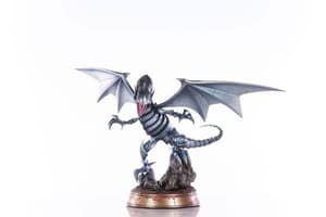 Blauäugiger Weißer Drache - Silberne Edition - First 4 Figures Yu-Gi-Oh! PVC Figur - 15