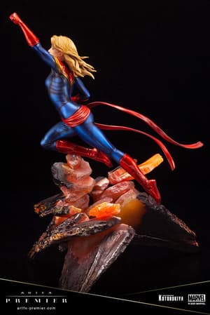 Captain Marvel - ARTFX Premier - Kotobukiya - 8
