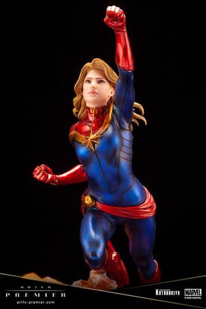 Captain Marvel - ARTFX Premier - Kotobukiya - 19