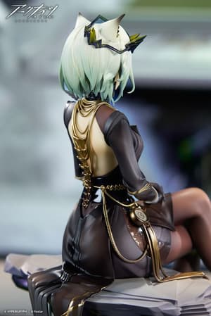 Arknights Kal'tsit - Ambience Synesthesia The Pilgrim Ver. PVC Statue (25 cm) by APEX - 5
