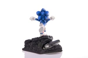 Sonic Standoff - First 4 Figures (6)