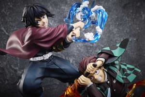 Tanjiro Kamado & Giyu Tomioka vs Akaza - Aniplex - 7