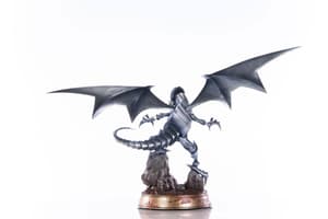 Blauäugiger Weißer Drache - Silberne Edition - First 4 Figures Yu-Gi-Oh! PVC Figur - 21