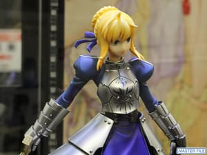 Saber SQ Figure in her Armor - 4