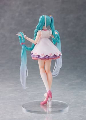Hatsune Miku (Rapunzel Version) - Hatsune Miku Wonderland - Taito_b.jpg