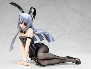 Laura Bodewig - Bunny Version - 1/4 - 1