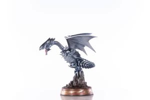 Blauäugiger Weißer Drache - Silberne Edition - First 4 Figures Yu-Gi-Oh! PVC Figur - 16